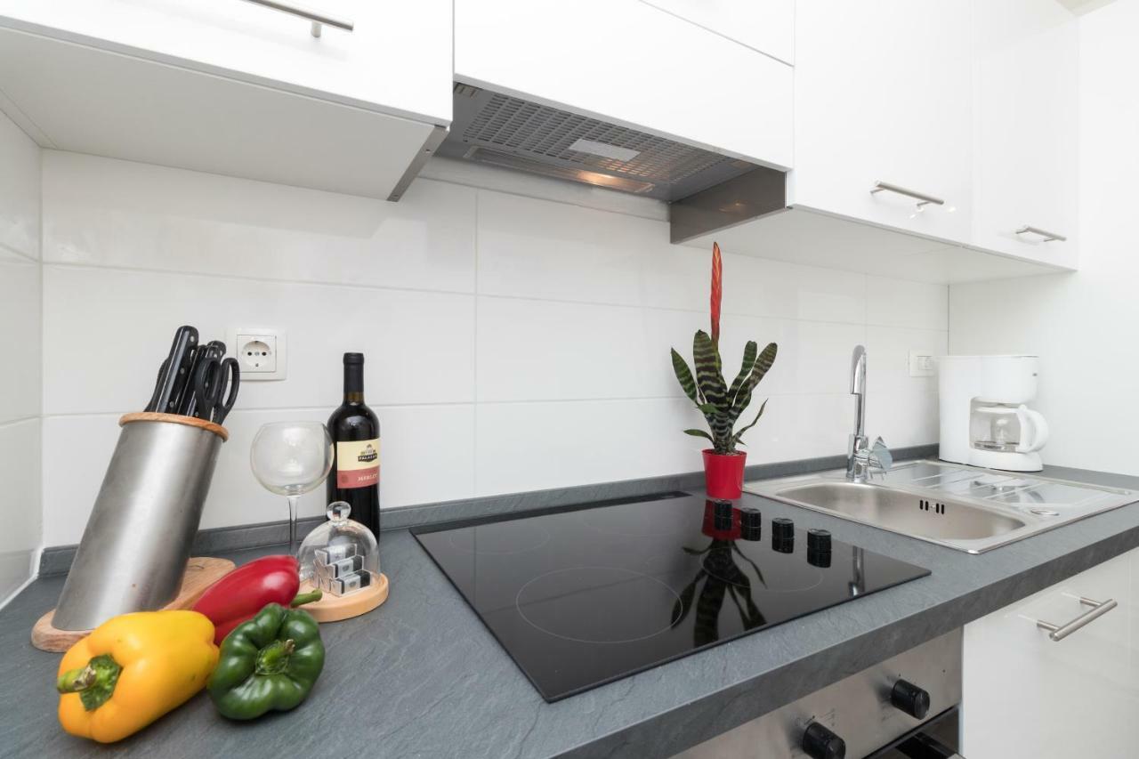 Apartman Roko Petrcane Buitenkant foto